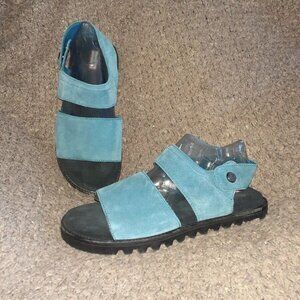 HUNTER-Original Leather Sandals-Blue Suede Sport-SZ 11.5/12 Woman-Near Mint